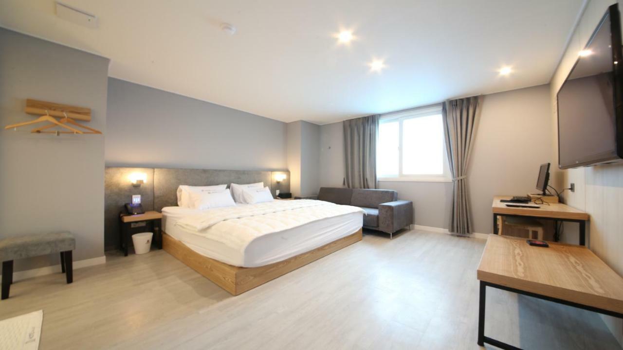 Hotel Palace ポハン エクステリア 写真